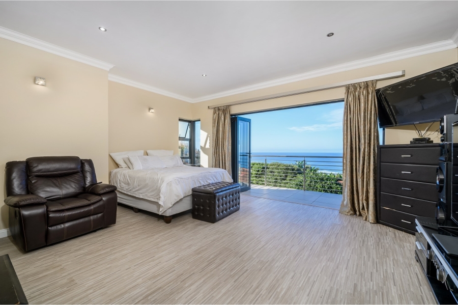 4 Bedroom Property for Sale in Blue Horizon Bay Eastern Cape